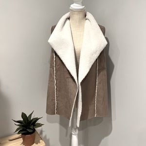 Susina Faux Shearling, Faux Suede Vest | Olive Brown & Ivory Size Medium